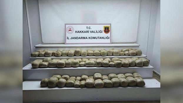 Hakkari'de 253 kilo esrar ele geçirildi