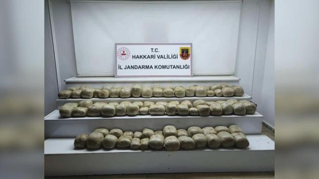 Hakkari'de 253 kilo esrar ele geçirildi