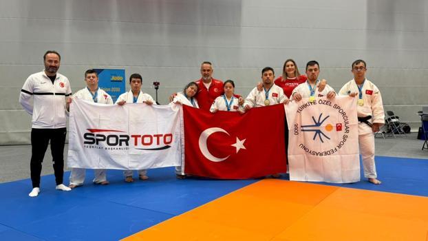 Özel Sporcular Down Judo Milli Takımı, İsveç'te 7 madalya kazandı