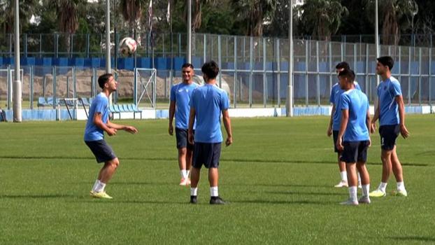 Futbolculara demans uyarısı: Sık kafa topuna çıkanlarda risk artıyor