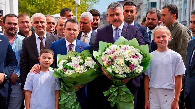 Adalet Bakanı Akın Gürlek ve İçişleri Bakanı Mustafa Çiftçi Esenyurt’ta