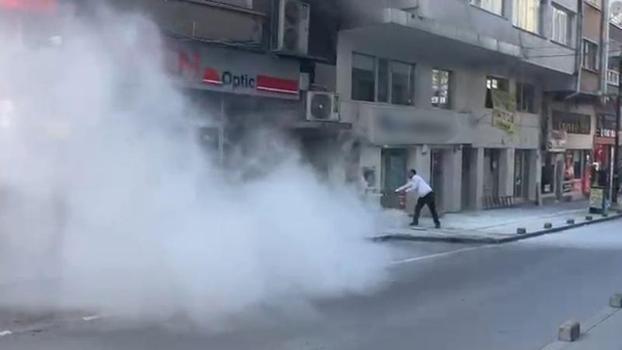 Banka şubesinin güç kaynağı alev aldı