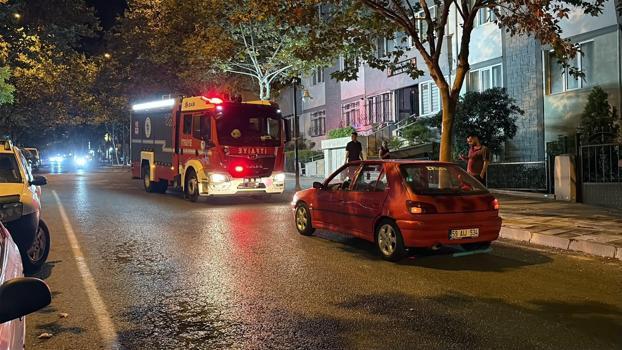 Arızalanan otomobilini yolda bırakan alkollü sürücü, kaldırımda uyudu