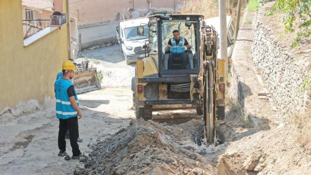 Başçayır Mahallesi'nin içme suyu hattı yenileniyor