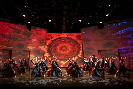 'Carmina Burana' balesi, Bodrum'da tarihi kalede sahnelendi