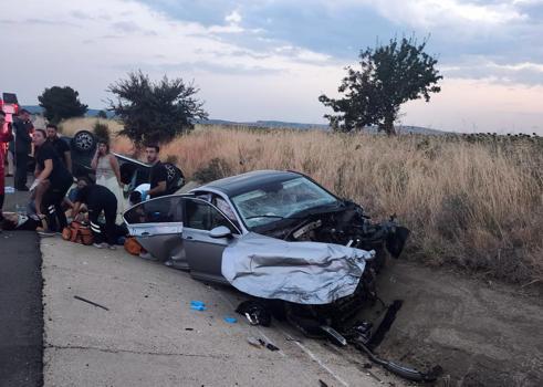 Otomobillerin çarpıştığı kazada, ölü sayısı 2’ye yükseldi