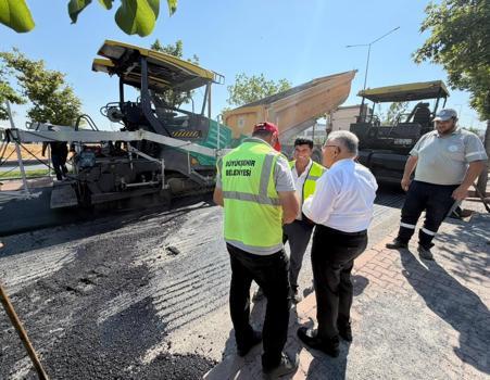 Başkan Büyükkılıç, Şehit Komandolar Caddesi’ndeki asfalt çalışmasını inceledi