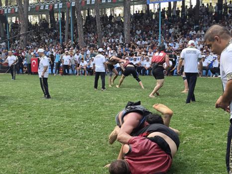 Aba güreşleri Türk dünyasını Hatay'da buluşturdu