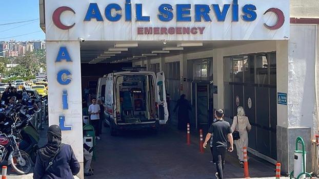 Yanan araçta 4 çocuk annesinin cesedi bulundu; 4 gözaltı