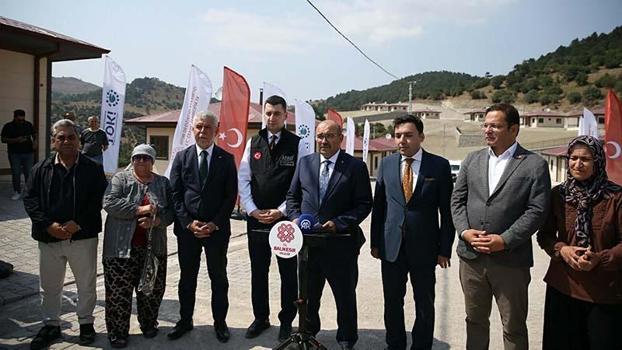 Balıkesir Sındırgı'da depremzedeler için 305 konutun kurası çekildi