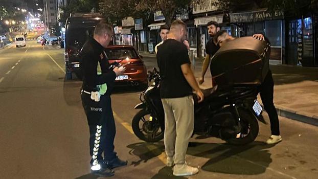 Kurye kazada öldü; alkollü otomobil sürücüsü gözaltına alındı