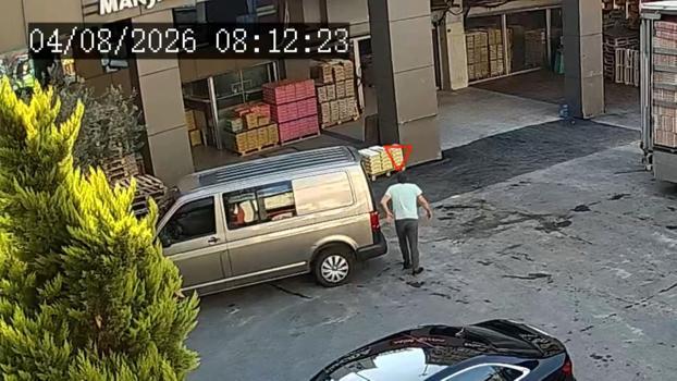 Bayrampaşa’da sinyal kesiciyle aracın kilitlenmesini engelleyip 200 bin lira çalan şüpheli tutuklandı