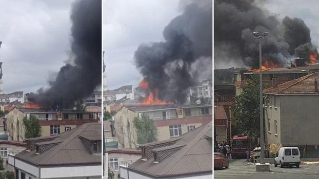 Arnavutköy'de 3 katlı binanın çatısında yangın