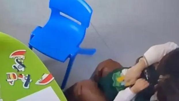 Otizmli çocuğa şiddet uygulayan eğitmen hakkında yeni suç duyurusu