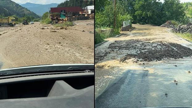 Artvin’de sağanak nedeniyle ulaşım aksadı