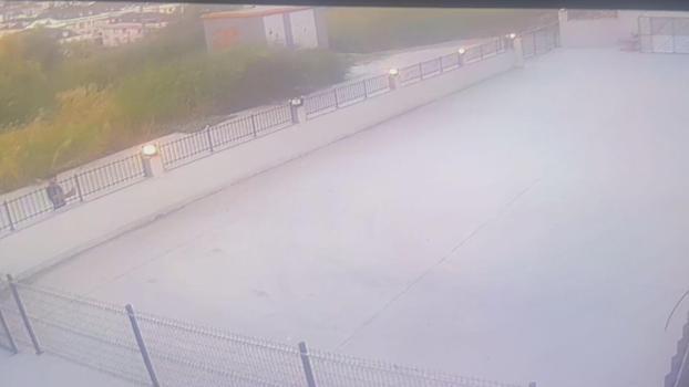 Beylikdüzü'nde silahla etrafa ateş açan şüpheli kamerada