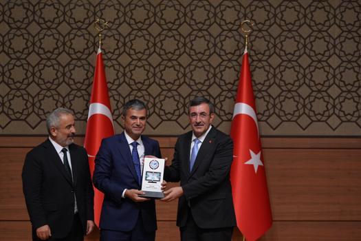 Anadolu Medya Ödülleri’nde Demirören Medya’ya 3 ödül / Ek Fotoğraflar