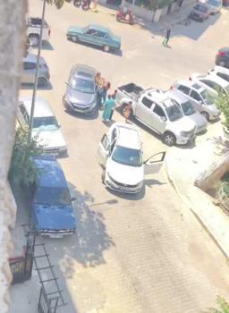İzmir’de kadın sürücülerin trafikteki kavgası kamerada; toplam 540 bin lira ceza uygulandı