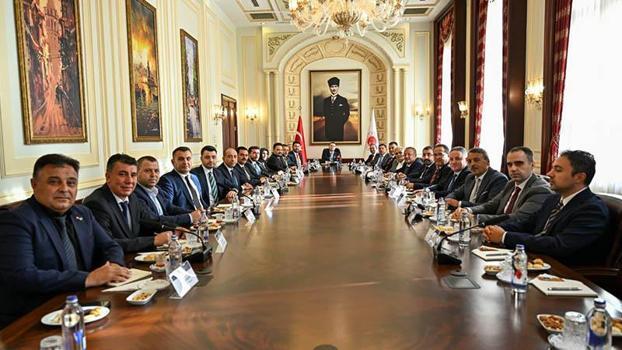 Bakan Gürlek, Nevşehir heyeti ile bir araya geldi