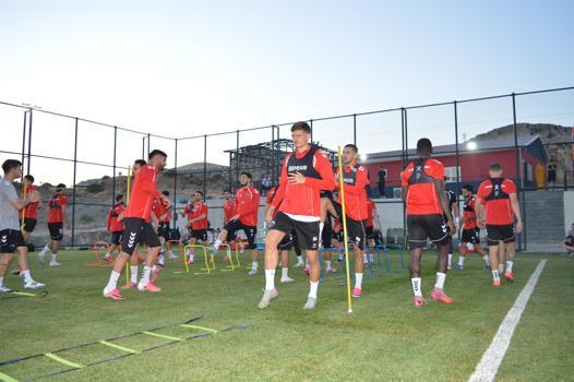 Mardin 1969 Spor’da Antalyaspor mesaisi başladı
