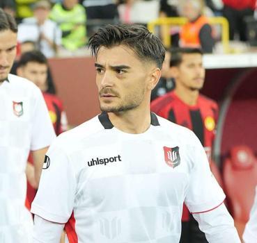 Uşaksporlu Alperen'in yeni durağı Denizli