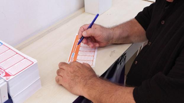 Süper Loto’da büyük ikramiye 270 milyon TL’yi aştı, bayilerde hareketlilik arttı
