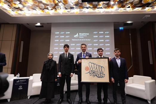 Bakan Bayraktar: Türkiye enerji kaynaklı cari açık meselesini kenara koyabilir
