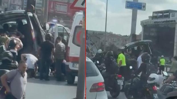 Küçükçekmece D-100 Karayolu'nda hafif ticari araç bariyere çarptı; yaralılar var
