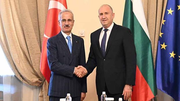 Ulaştırma ve Altyapı Bakanı Uraloğlu, Bulgaristan Başbakanı Radev ile görüştü