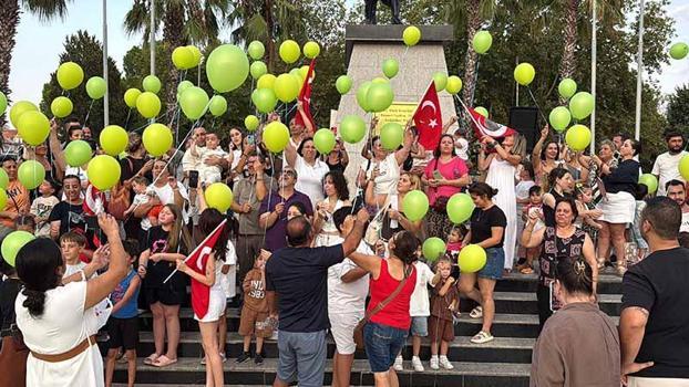 Tedavisi tamamlanan Göktuğ için gökyüzüne balonlar bırakıldı