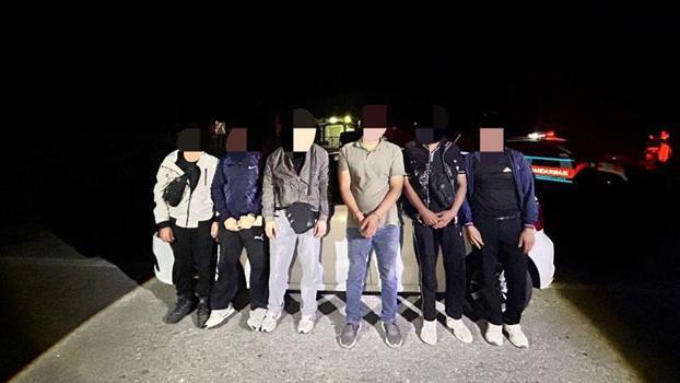 Edirne’de durdurulan araçta 5 kaçak göçmen yakalandı