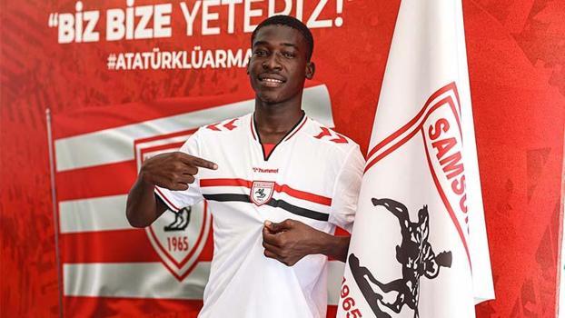 Samsunspor, Mbaitoloum Daniel ile 5 yıllık sözleşme imzaladı