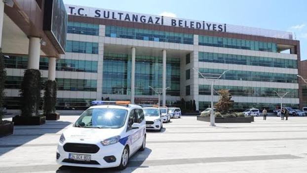 Sultangazi Belediyesi CHP Meclis Üyesi avukat Hülya Şimşek tutuklandı