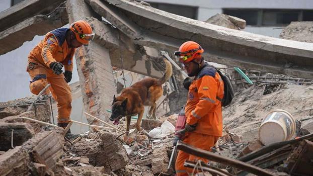 Kolombiya'daki depremde hayatını kaybedenlerin sayısı 287'ye yükseldi