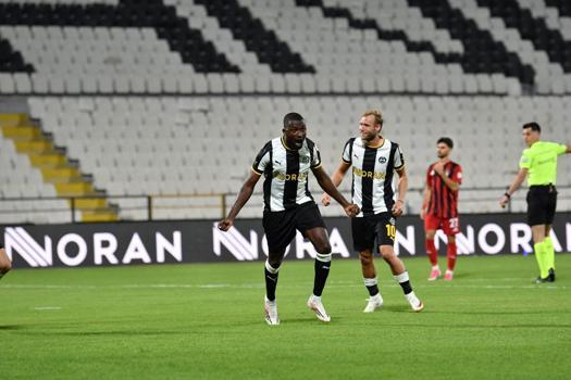 Manisa FK-Van Spor / Fotoğraflar