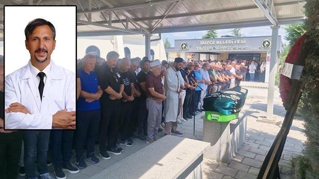 Viyadükte ölü bulunan doktor toprağa verildi; cenaze namazını kuzeni kıldırdı