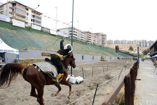 Atlı Okçuluk Türkiye Şampiyonası Yarı Final Yarışları Gaziantep'te gerçekleşti