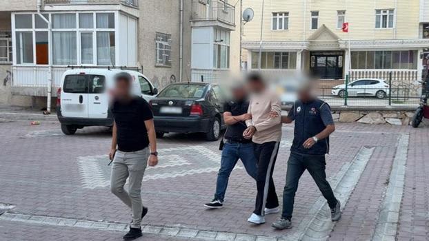 Kırmızı bültenle aranan Irak uyruklu terör şüphelisi, Kırşehir'de yakalandı