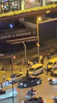 Esenyurt'ta yerde yatan kişiyi dakikalarca tekme tokat darbettiler