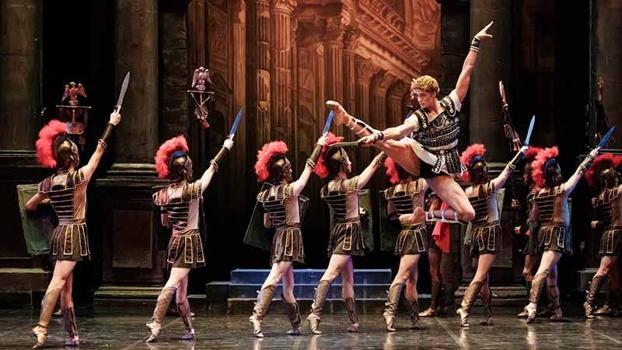 Aspendos Festival Perdesi 33'üncü kez açılıyor