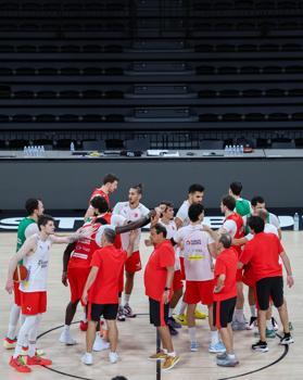 A Milli Erkek Basketbol Takımı, Türk Hava Yolları DBB Süper Kupa için Almanya'ya gitti