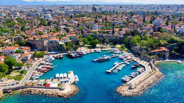 Küresel turizmin geleceği Antalya'da konuşulacak