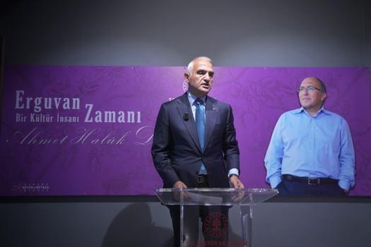 Tarihçi Prof. Dr. Dursun, ölümünün 7'nci yıl dönümünde anıldı