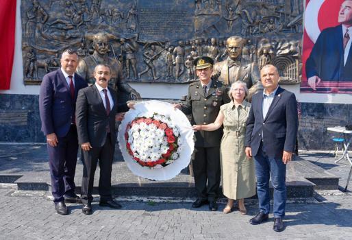 Atatürk'ün Saray'a gelişinin 89'uncu yıldönümü kutlandı