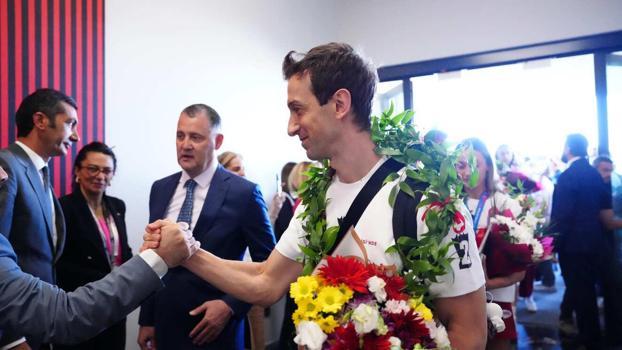 Filenin Sultanları, Avrupa'da zirve için yeniden sahnede