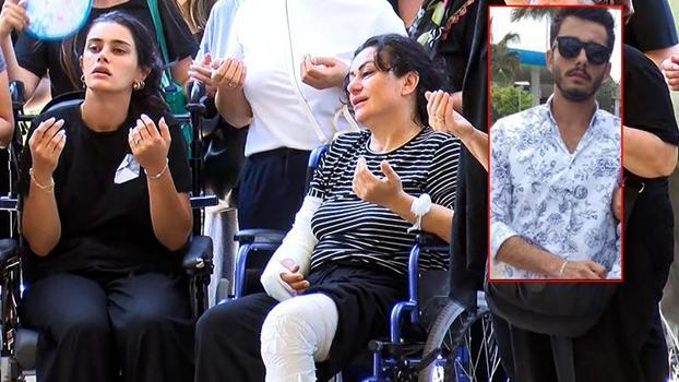 Silahlı kavgada öldürülen eşi ve oğlunun cenazesine yaralı halde tekerlekli sandalyeyle katıldı