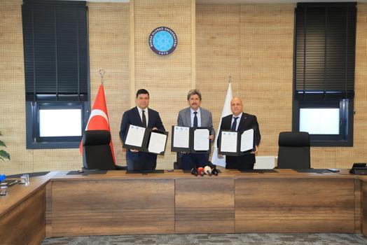 BUÜ’den KKTC üniversitesine akademik destek