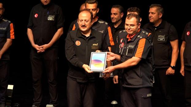 AFAD Başkanı Pehlivan: Son 3 yılda dronlarla 244 vatandaşımıza sağ ulaşıldı (2)
