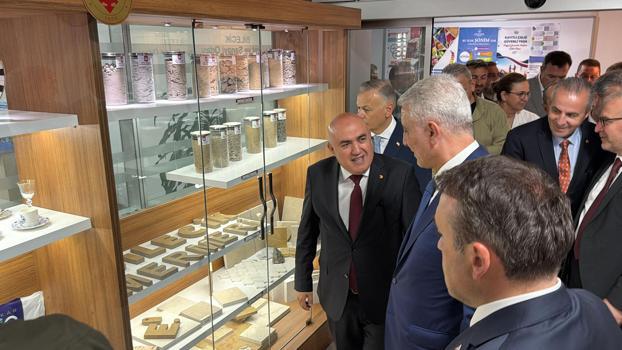 Bakan Bolat: 42 yıllık terör sorunu sona erdi (2)