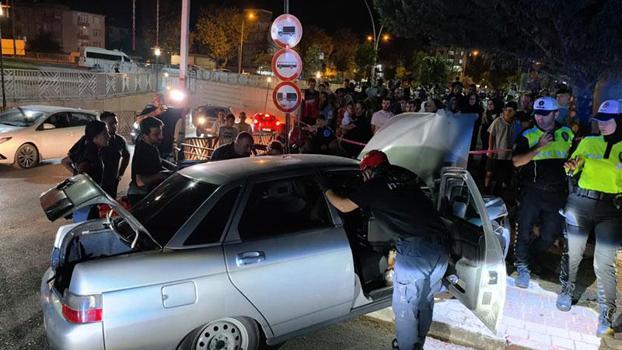 Bursa'da kontrolden çıkan otomobil beton direğe çarptı: 1 yaralı
